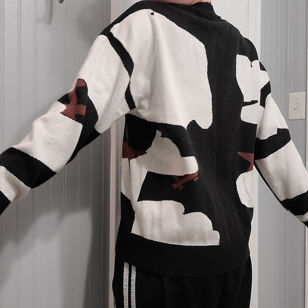 sweater - Picture 4 of 8